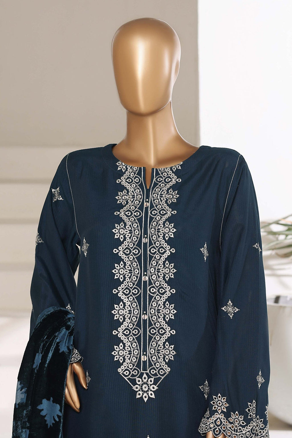 Sadabahar embroidered viscose with palachi shawl 3 piece Teal