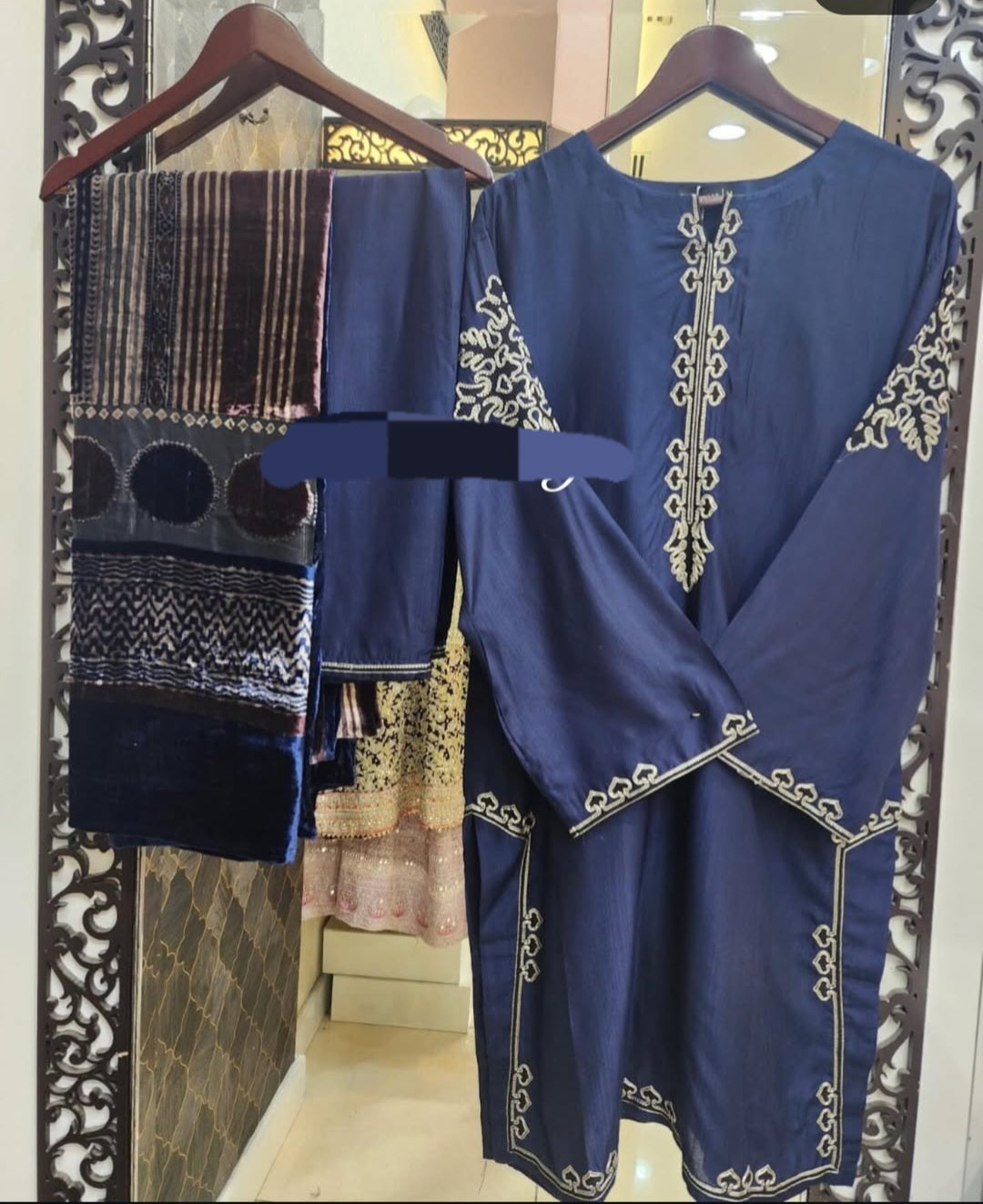Sadabahar embroidered viscose with palachi shawl 3 piece Navy